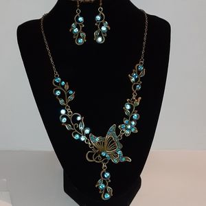 Butterfly Necklace and Earrings Set